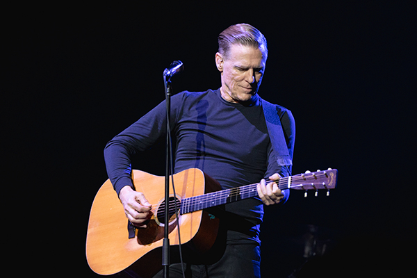 Bryan Adams Image