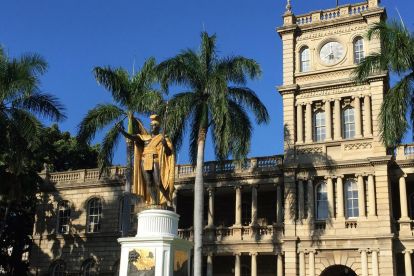Arizona Memorial & City Tour by Royal Star