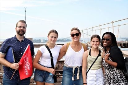 Brooklyn Bridge and DUMBO Neighborhood Walking Tour