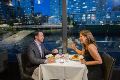 Chicago Premier Plus Dinner Cruise on the Chicago River