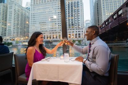 Chicago Premier Plus Architectural Lunch Cruise on the Chicago River