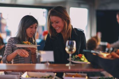 Chicago Signature Lunch Cruise on Lake Michigan
