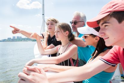 Circle Line Sightseeing - Landmarks Cruise