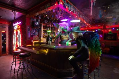 Meow Wolf's Radio Tave