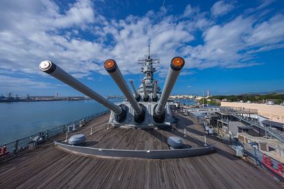 Premium Pearl Harbor Experience: Top of the Tower, USS Missouri & Arizona with Lunch