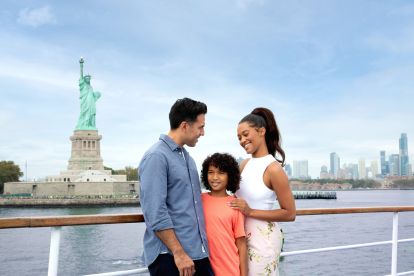 New York Bateaux Premier Brunch Cruise
