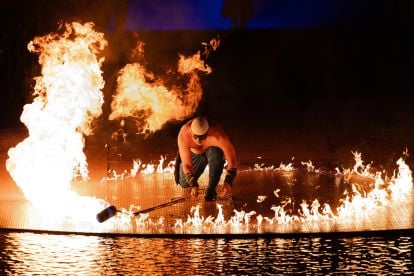 O by Cirque du Soleil