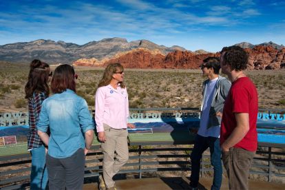 Red Rock Canyon Tour by Pink Jeep
