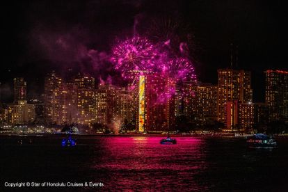 Three Star Sunset Dinner & Show Cruise