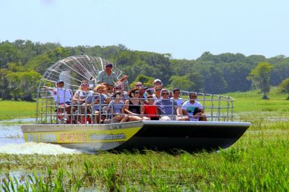 Gray Line Orlando: Wild Florida Airboat Tours with Roundtrip Transportation