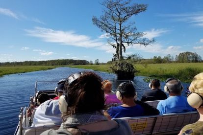 Gray Line Orlando: Wild Florida Airboat Tours with Roundtrip Transportation